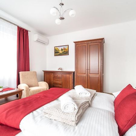Topaz Apartmanhazak Keszthely Esterno foto